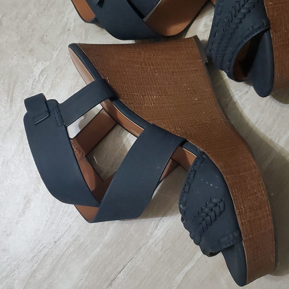 Indigo Rd. Navy Braided Wedges 4"